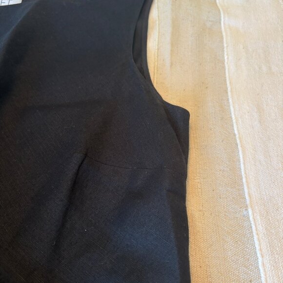 Anne Taylor LOFT Sleeveless Boatneck Black Dress – Knee Length, Linen & Lined - Picture 2 of 6